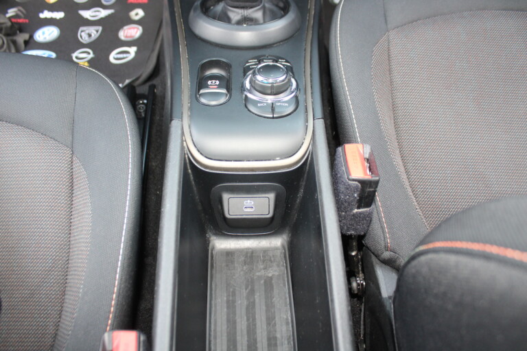 44 Stilecar It Mini Countryman Gm637ld